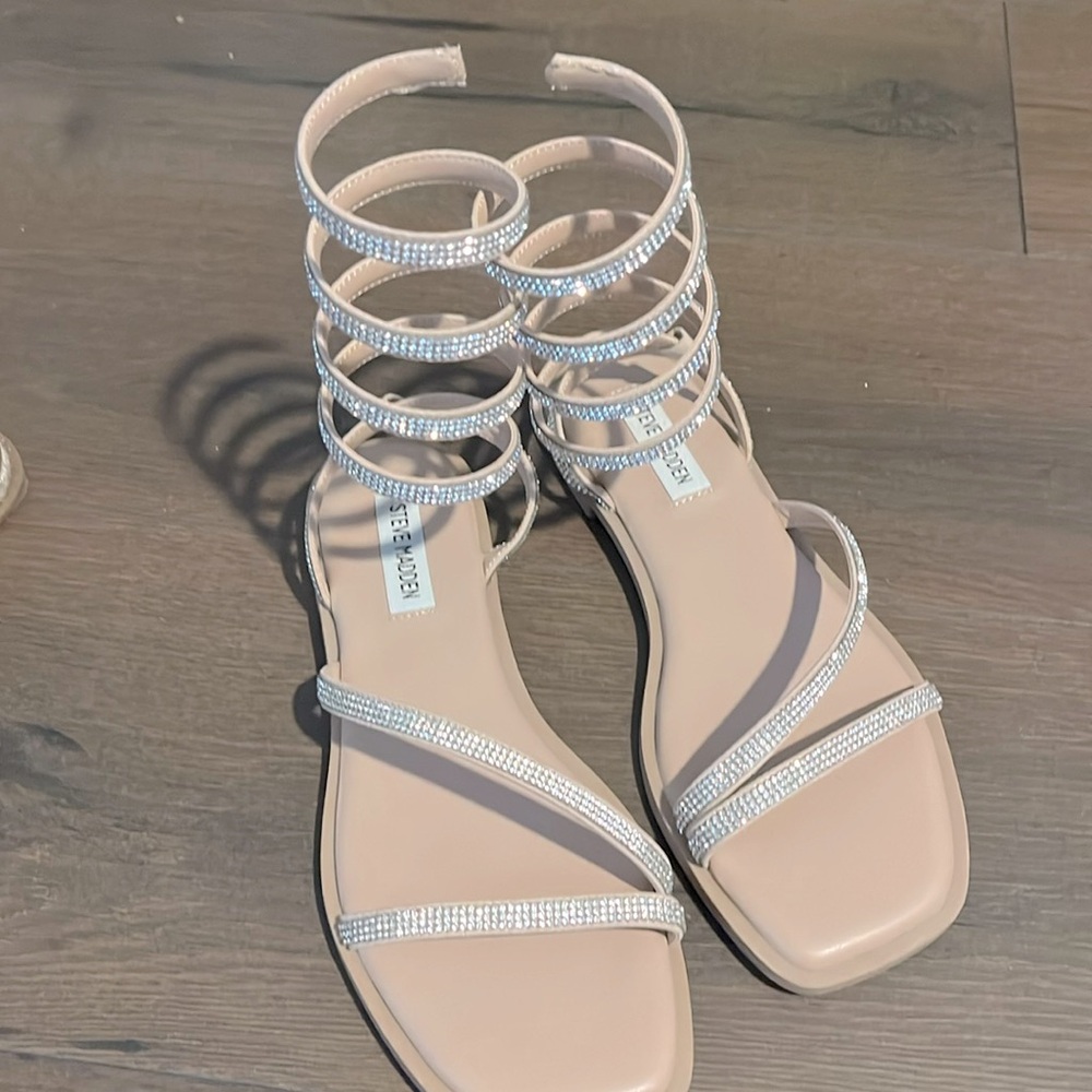 Shoes with wrap around rhinestone gems